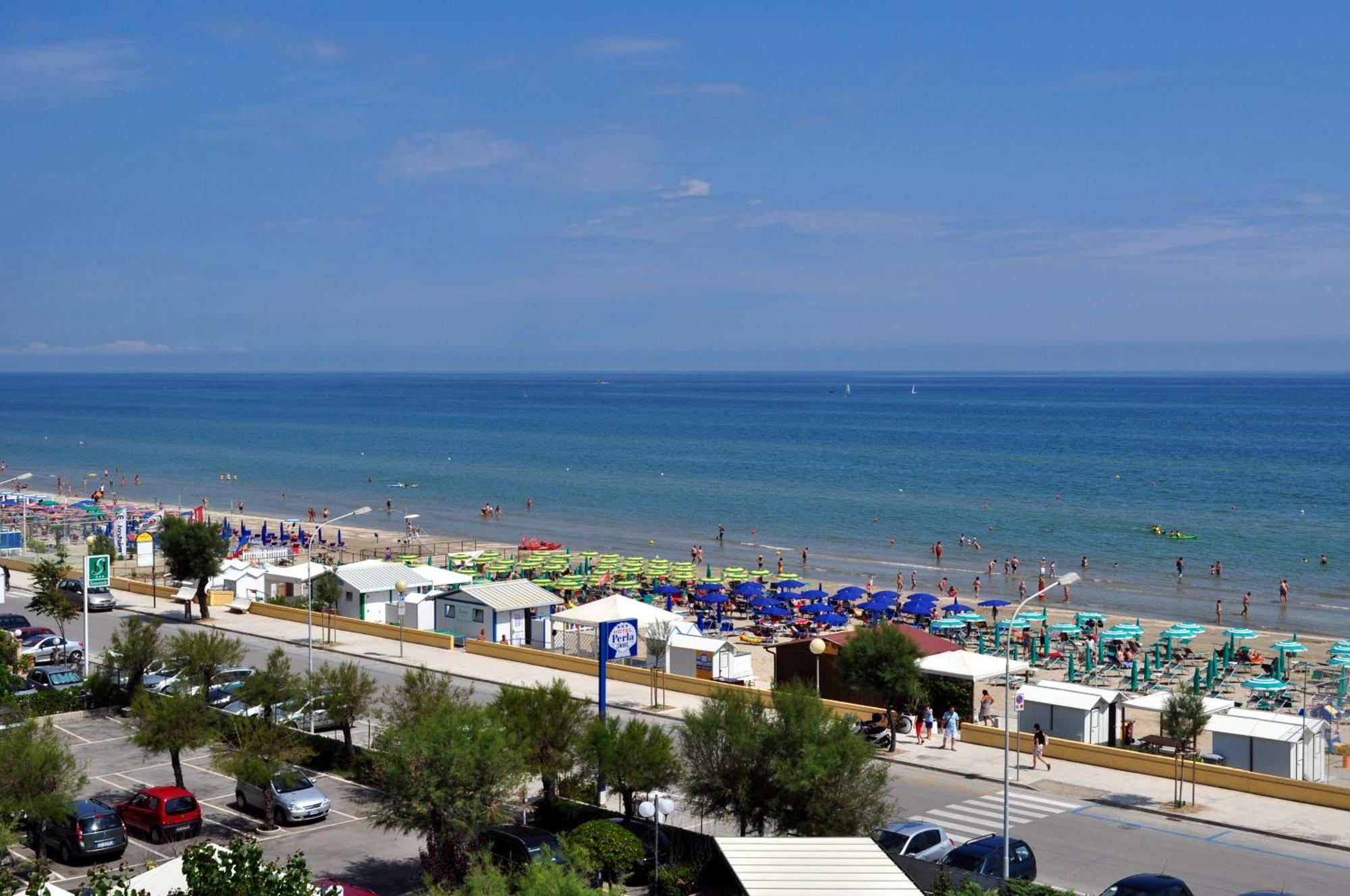 Hotel Perla سينِغاليا المظهر الخارجي الصورة